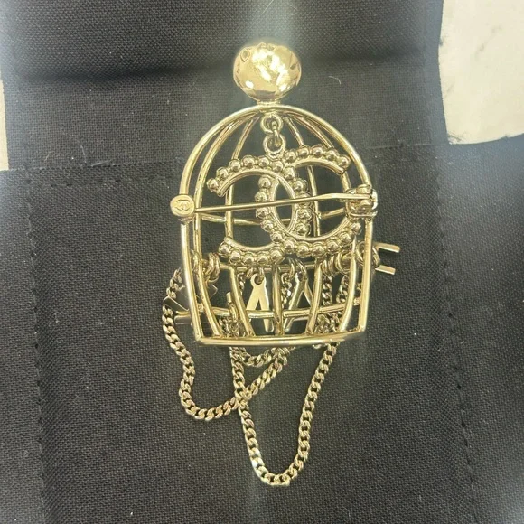 CHANEL Birdcage Brooch Gold with Crystal and Pearl Accent